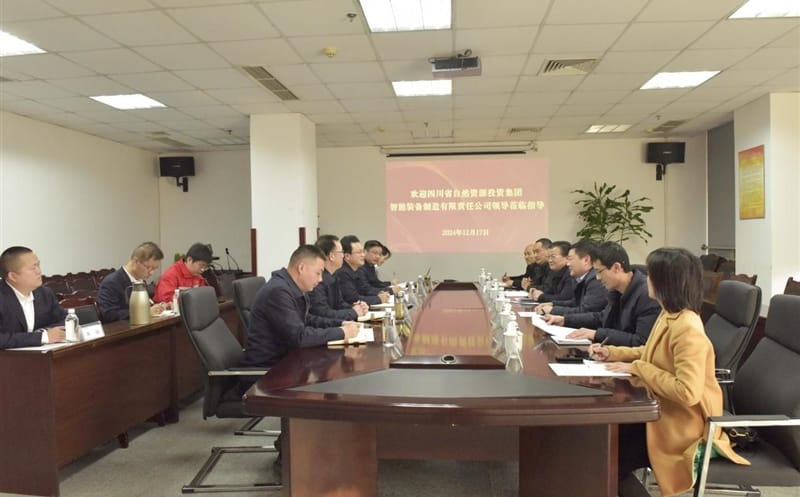 智探yd2333云顶电子游戏，，，，，共筑未来 ——物探院与智能装备公司交流座谈