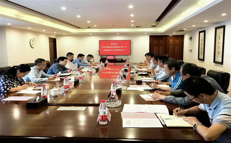 集团向导李仕荣一行赴金海？？？？？？蟛餮  