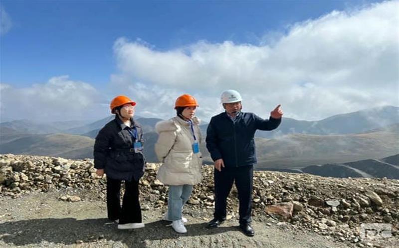 省自然yd2333云顶电子游戏厅财务与资金运用处和集团财务部赴松树南沟金矿检查事情